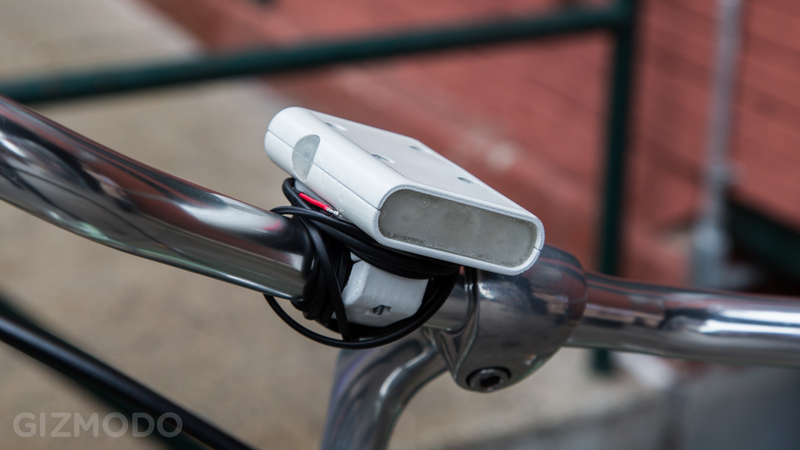 Illustration for article titled Ride Faster and Smarter With This Self-Charging Electric Bike Wheel